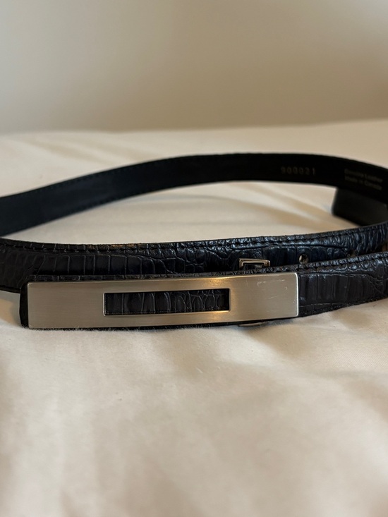 Vintage Accessories - ‘00s Leather Reptile Texture Belt with Silver Elongated Buckle